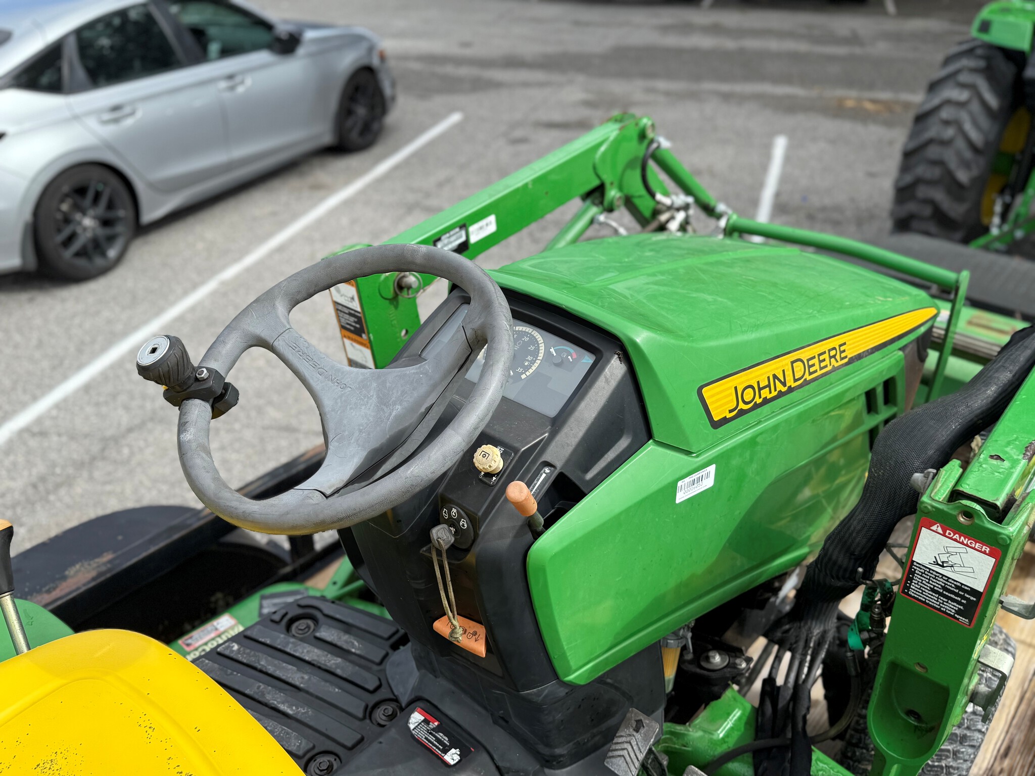 2014 John Deere 1023E Image 13