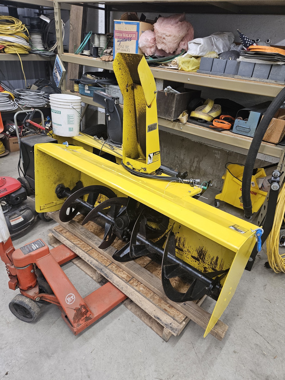 1986 John Deere 750 Image 8