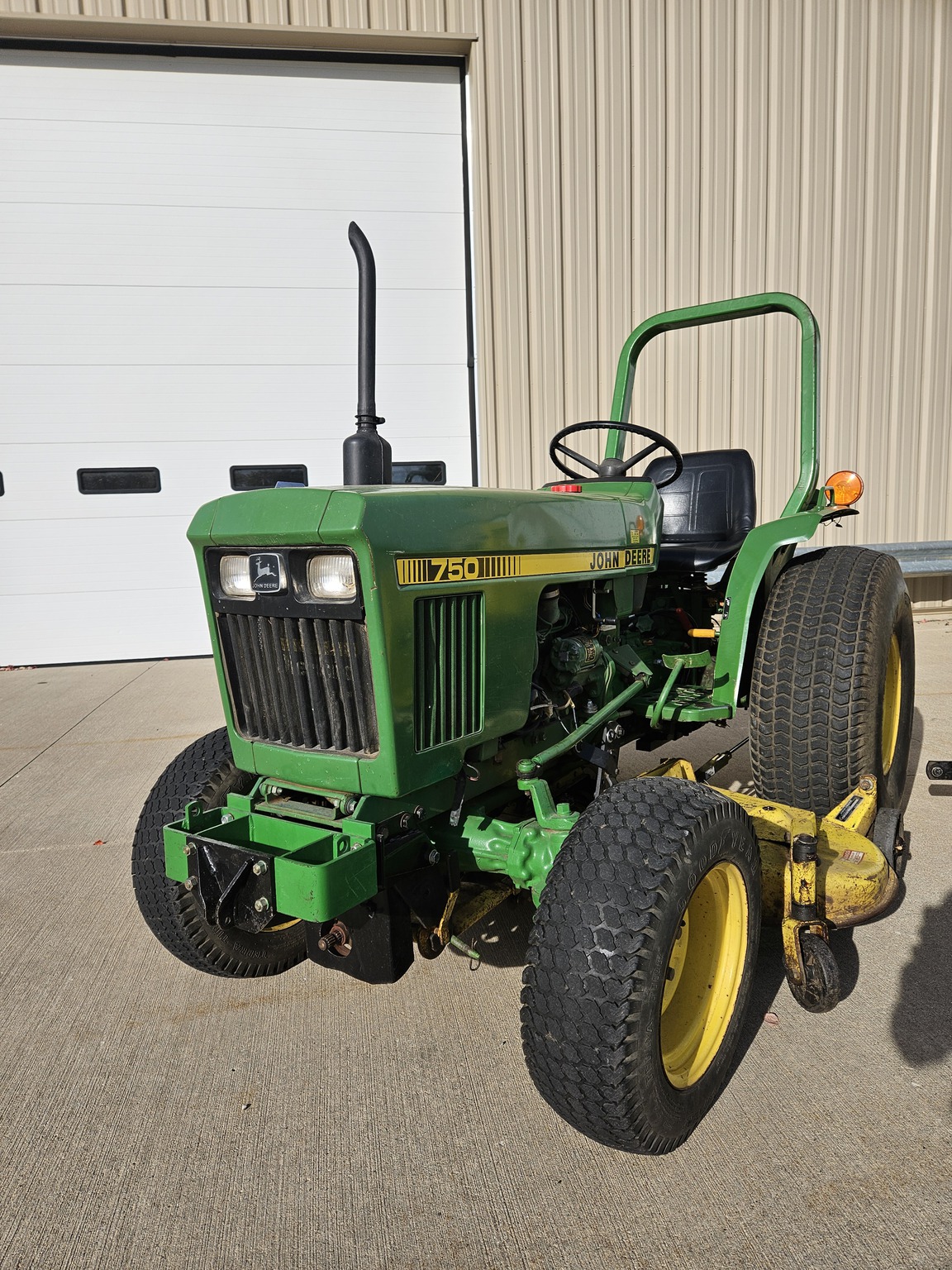 1986 John Deere 750 Image 2