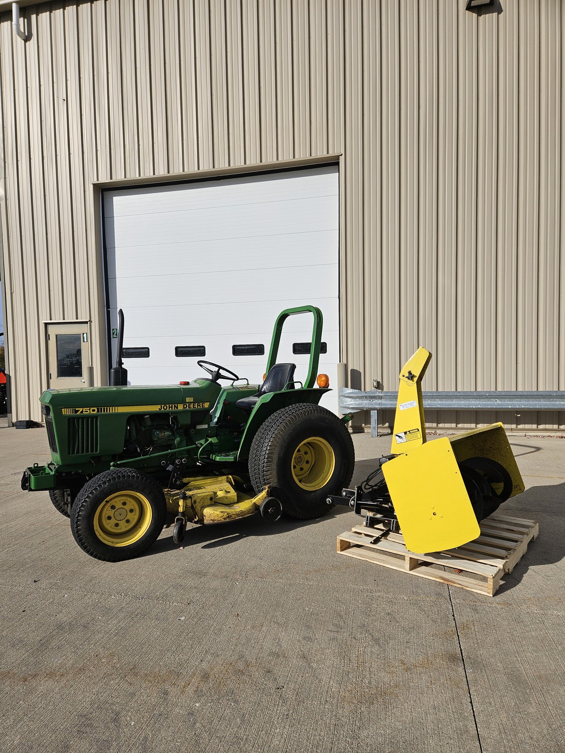 1986 John Deere 750 Image 1