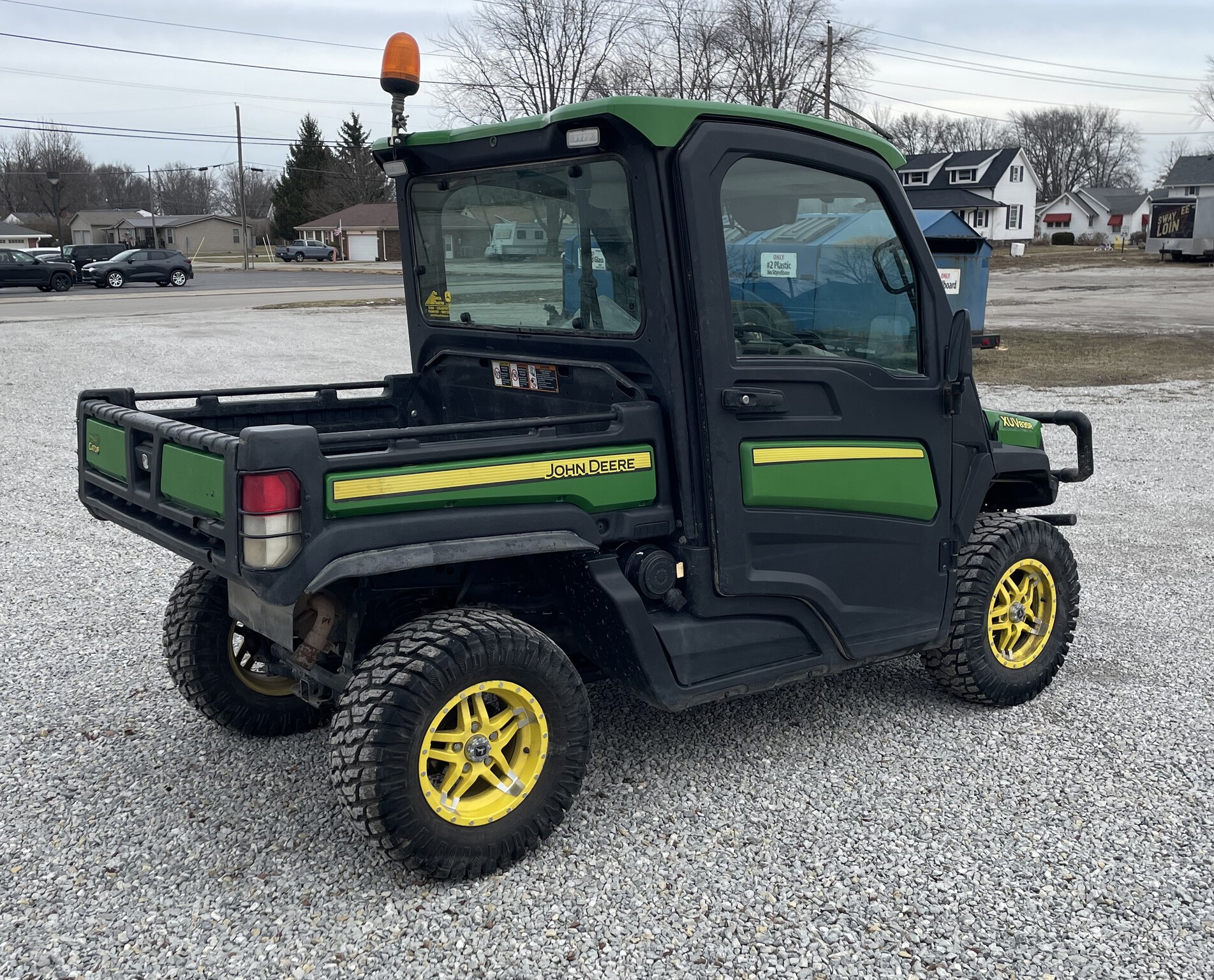 2018 John Deere XUV 835R Image 4