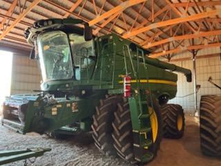  2023 John Deere S780 at Heritage Tractor in Macomb, IL
