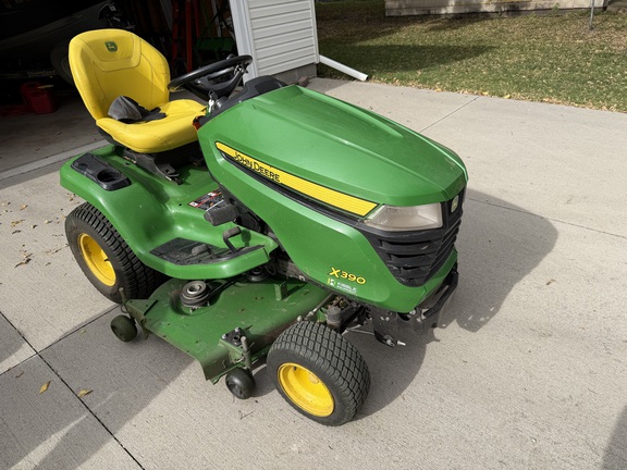2023 John Deere X390 - Photo7