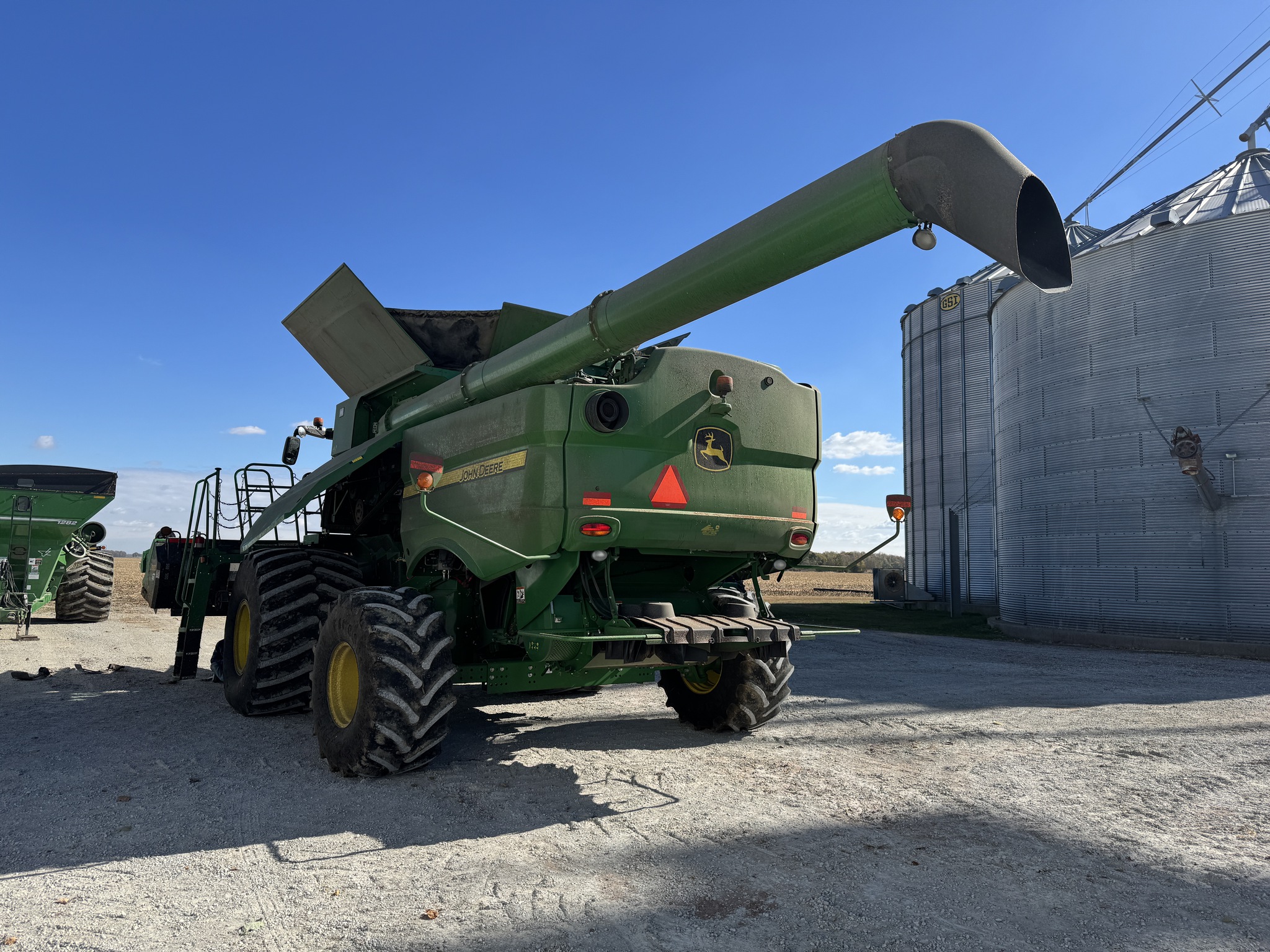 2019 John Deere S780 Image 17