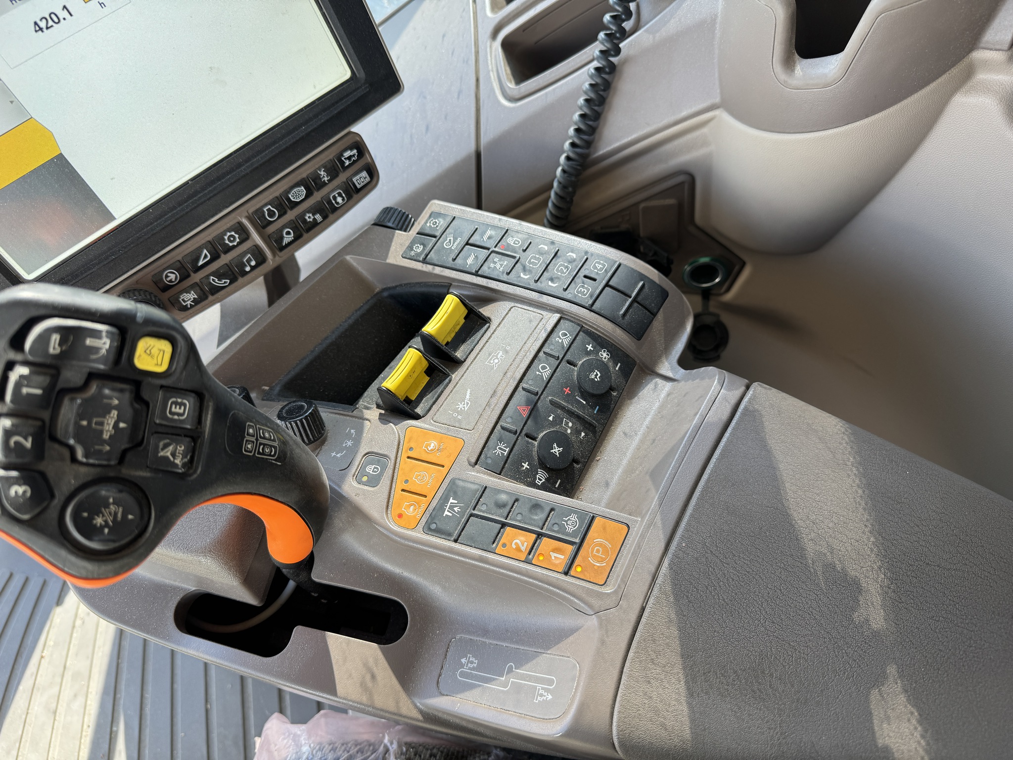 2019 John Deere S780 Image 36