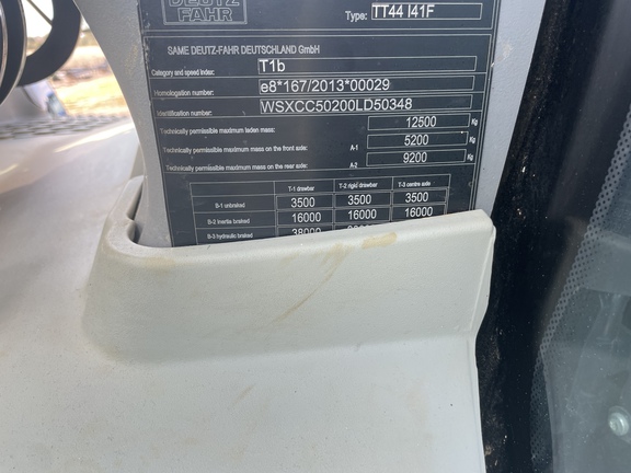 Deutz-Fahr 6215 image 10