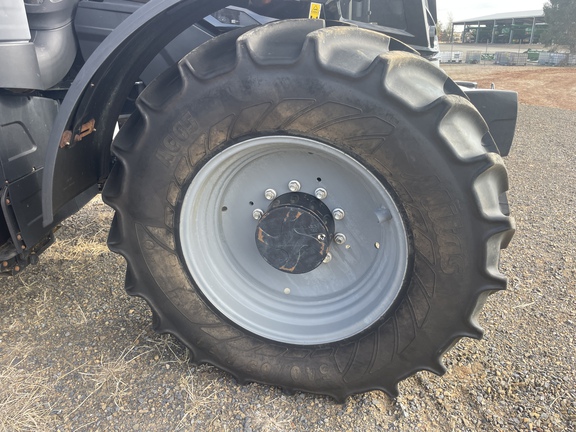 Deutz-Fahr 6215 image 29