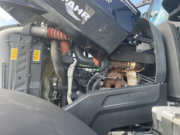 Deutz-Fahr 6215 image 38