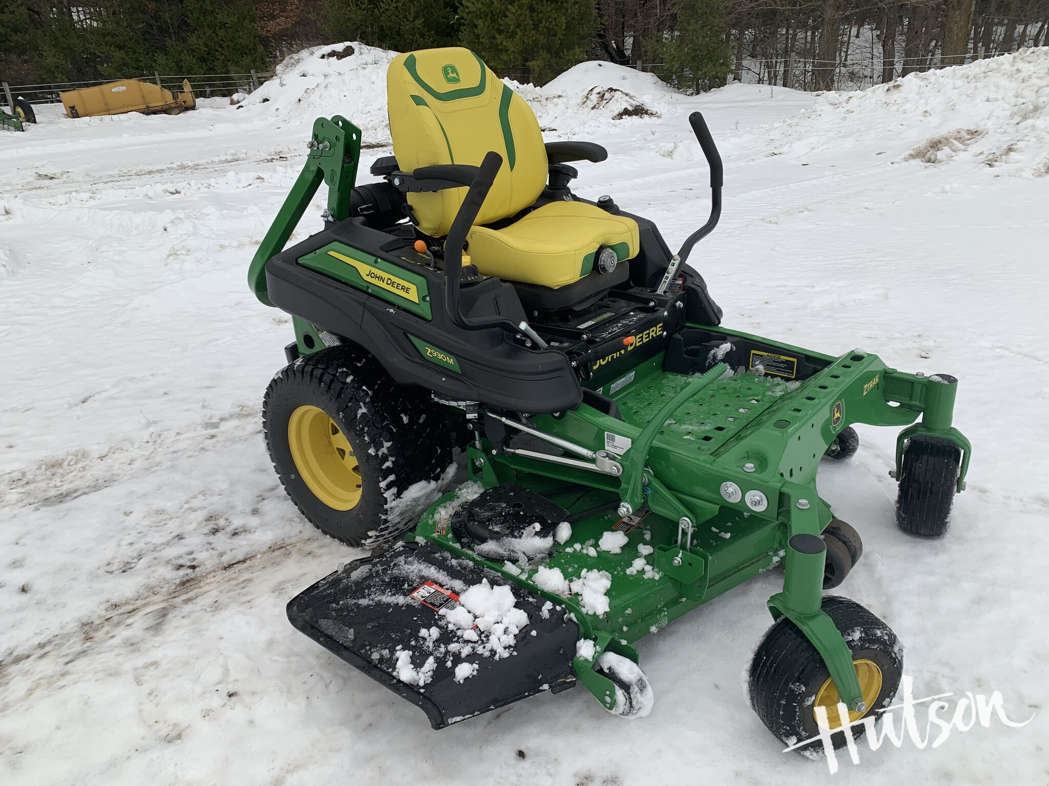 2025 John Deere Z930M