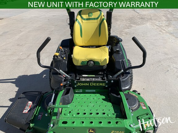 Photo of 2025 John Deere Z930M