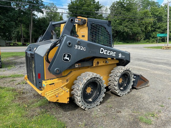 2018 John Deere 332G