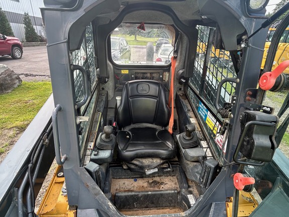 2018 John Deere 332G