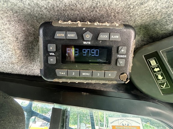2018 John Deere 332G