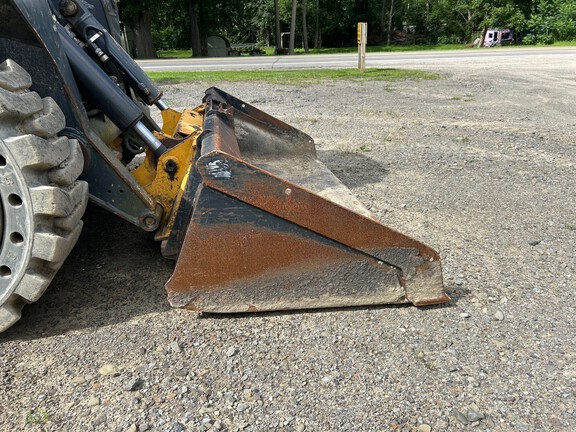 2018 John Deere 332G