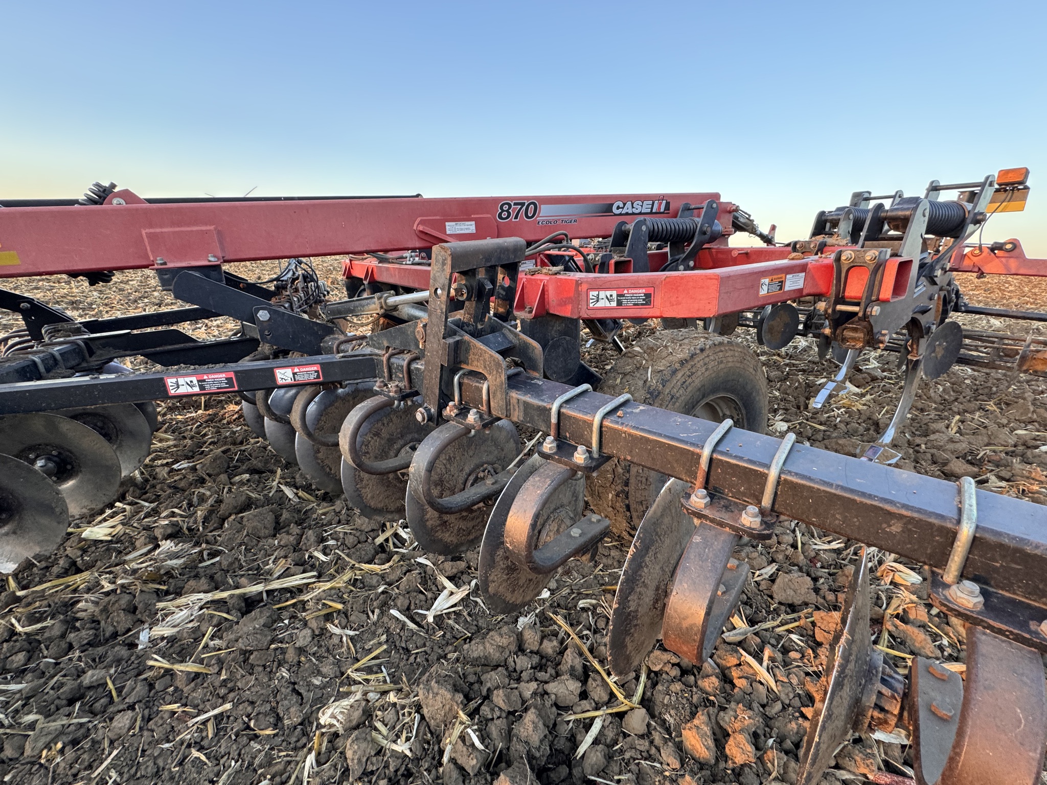 2012 Case IH 870 at Heritage Tractor in Galesburg, IL