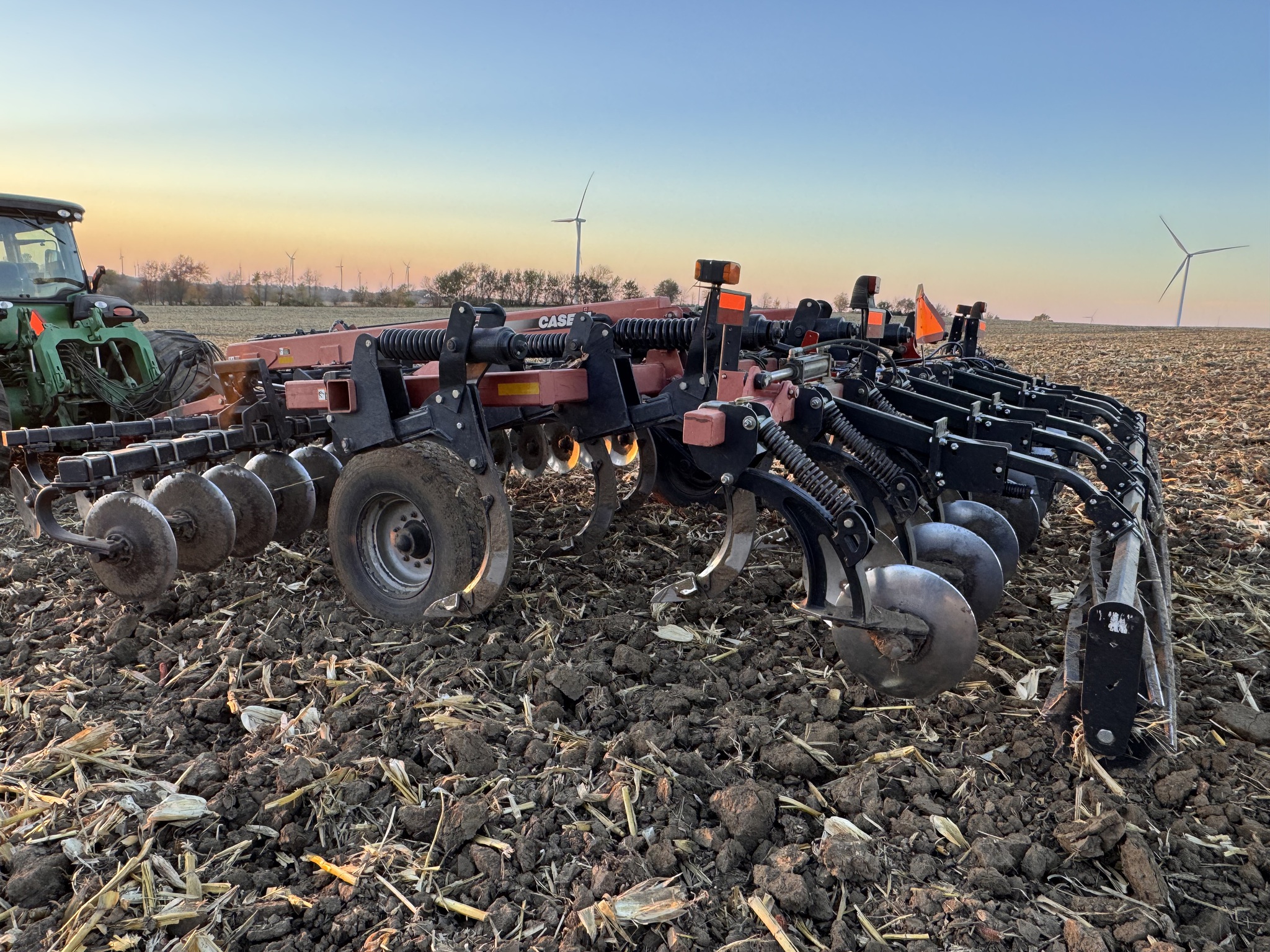  2012 Case IH 870 at Heritage Tractor in Galesburg, IL