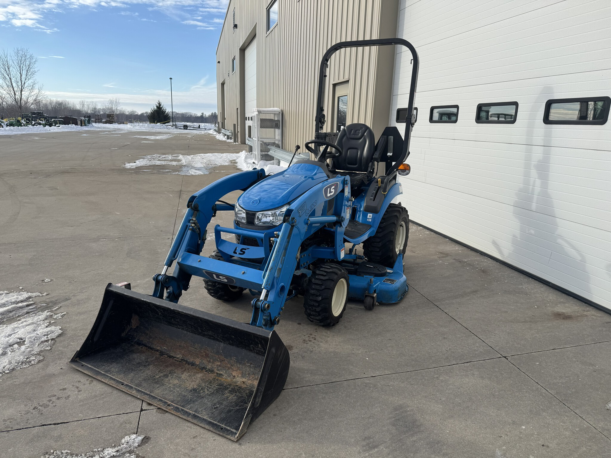 2018 LS MT125 Image 7