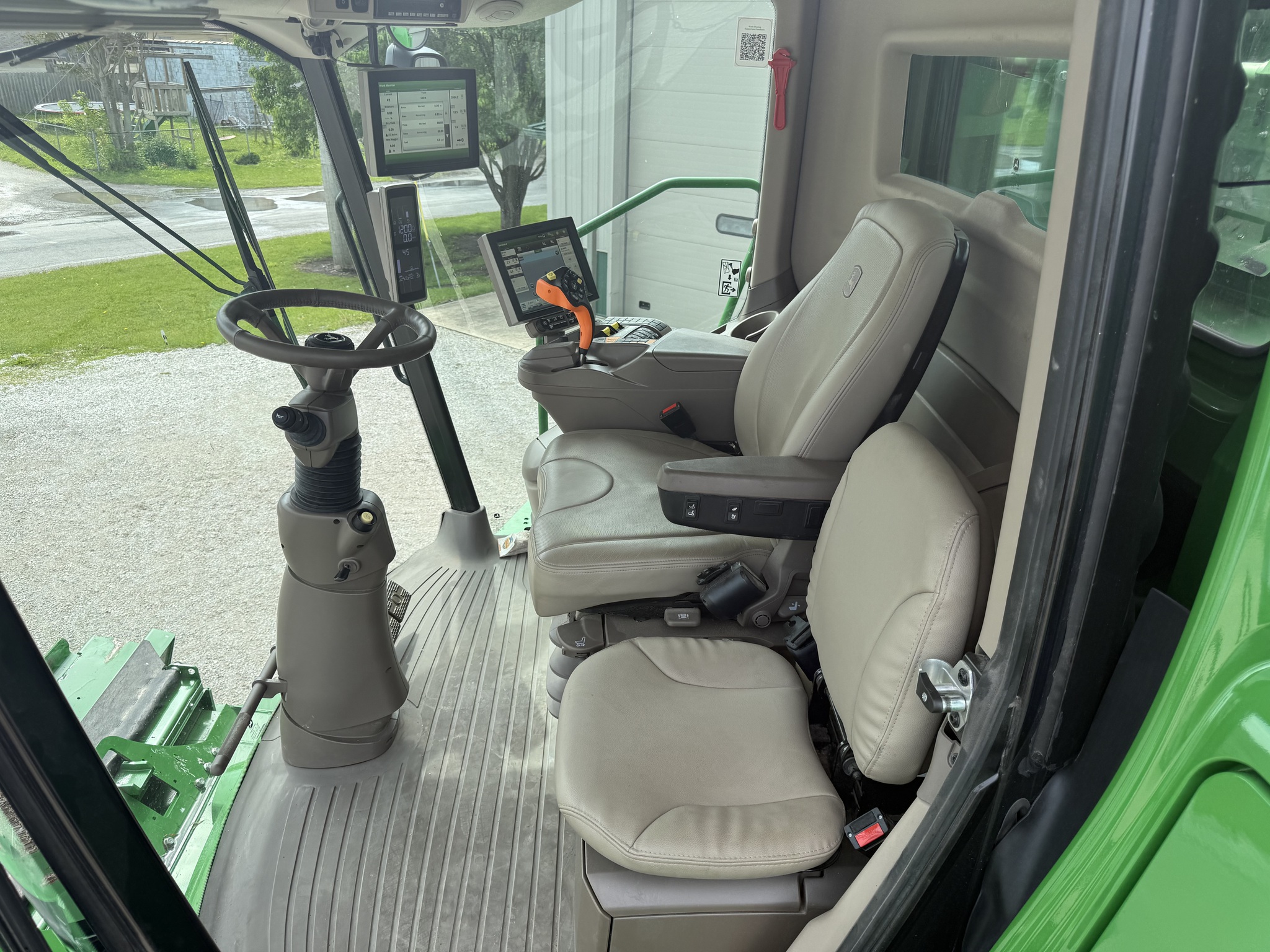  2023 John Deere S770 at Heritage Tractor in Pontiac, IL
