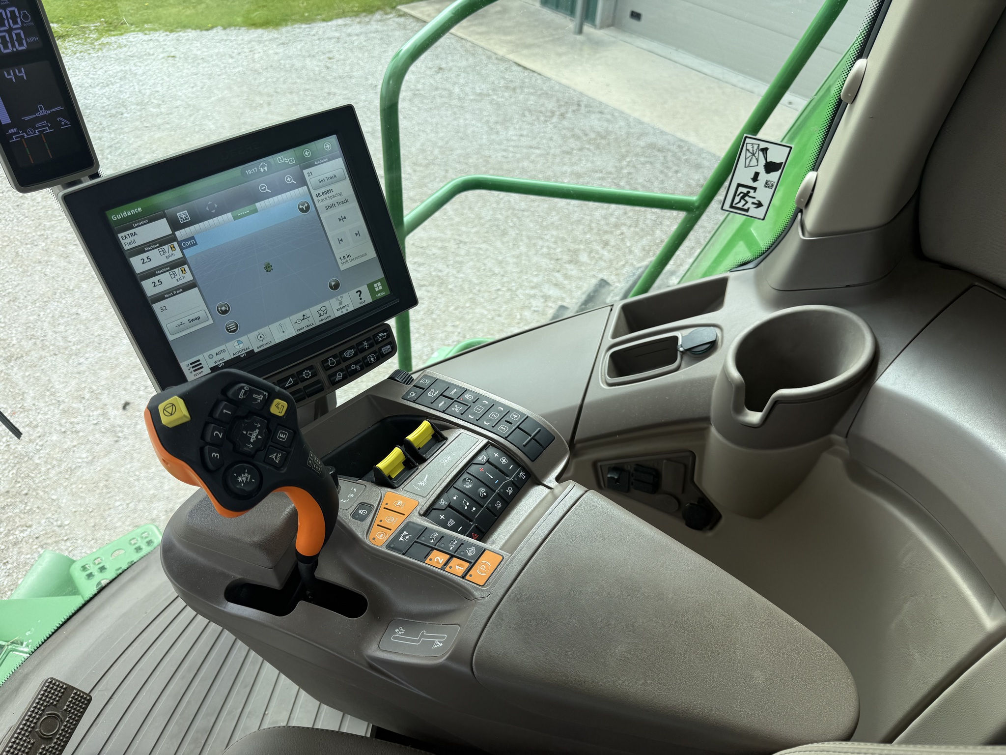 2023 John Deere S770 at Heritage Tractor in Pontiac, IL