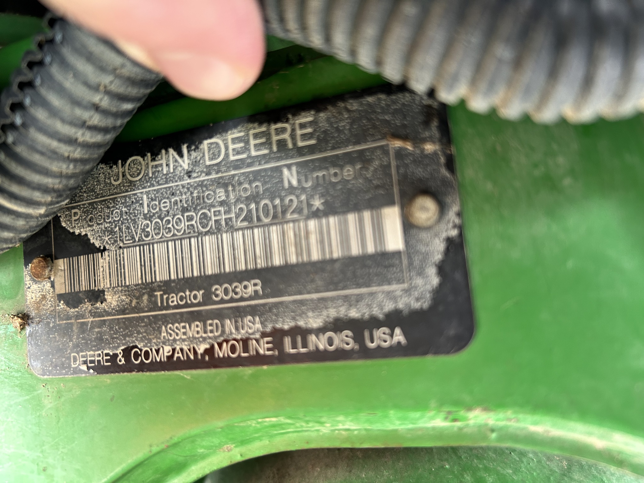 2015 John Deere 3039R Image 7