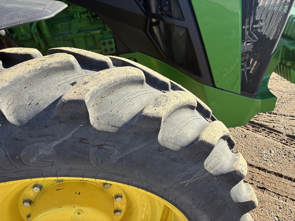 2025 John Deere 8R 250 (4th thumbnail)
