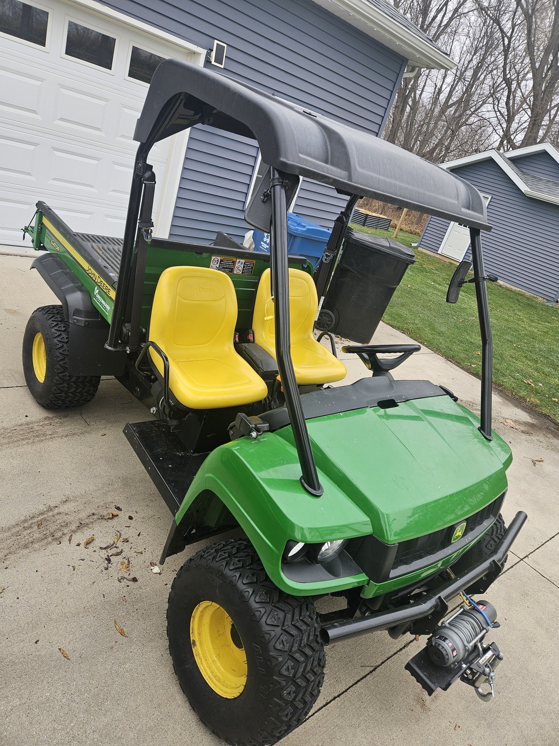 2016 John Deere HPX 4X4 Image 2