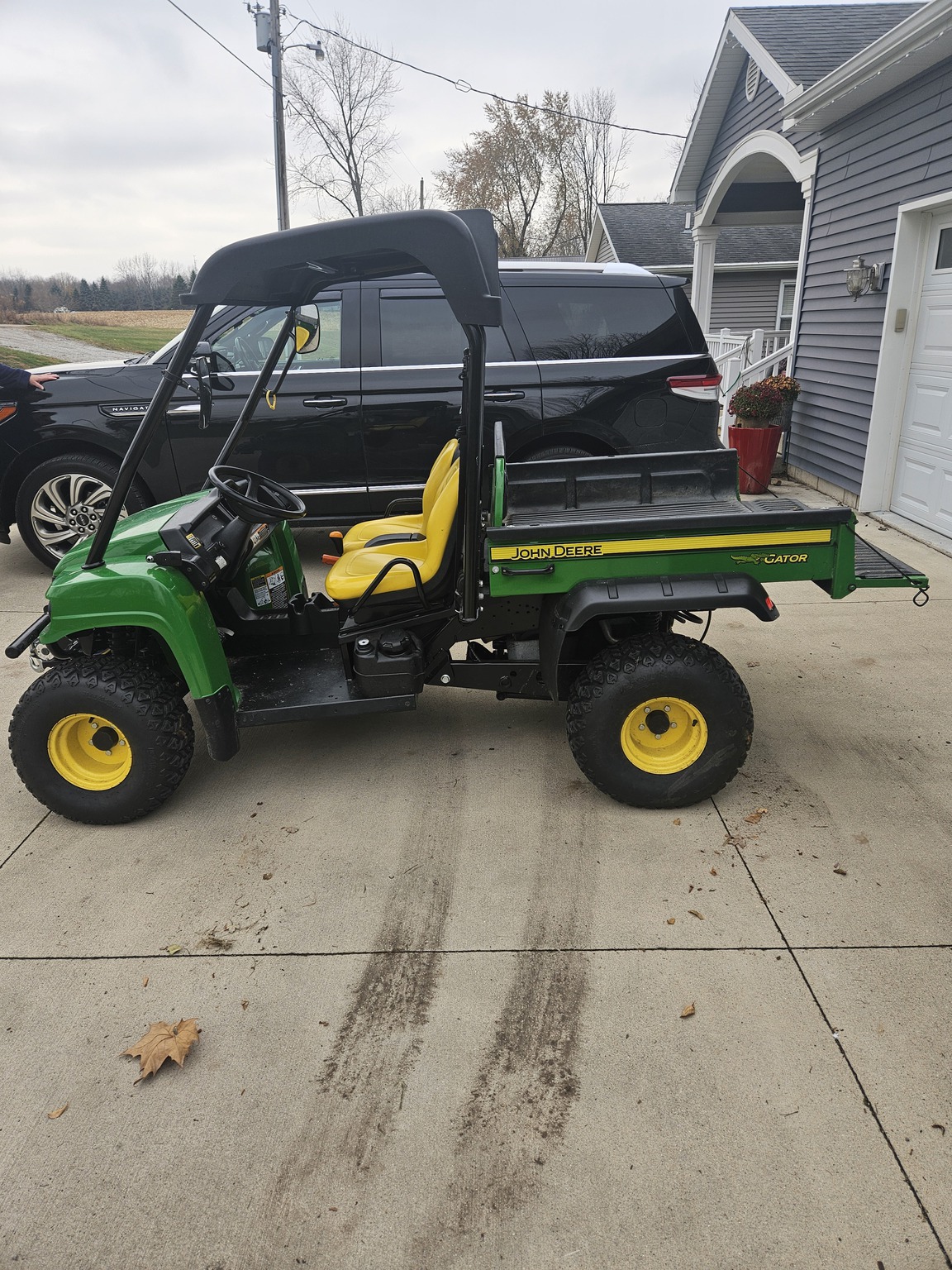 2016 John Deere HPX 4X4 Image 4