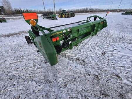 Used 2020 John Deere 615P Combine Platforms at Horizon Ag & Turf in St. Paul, AB - Photo3