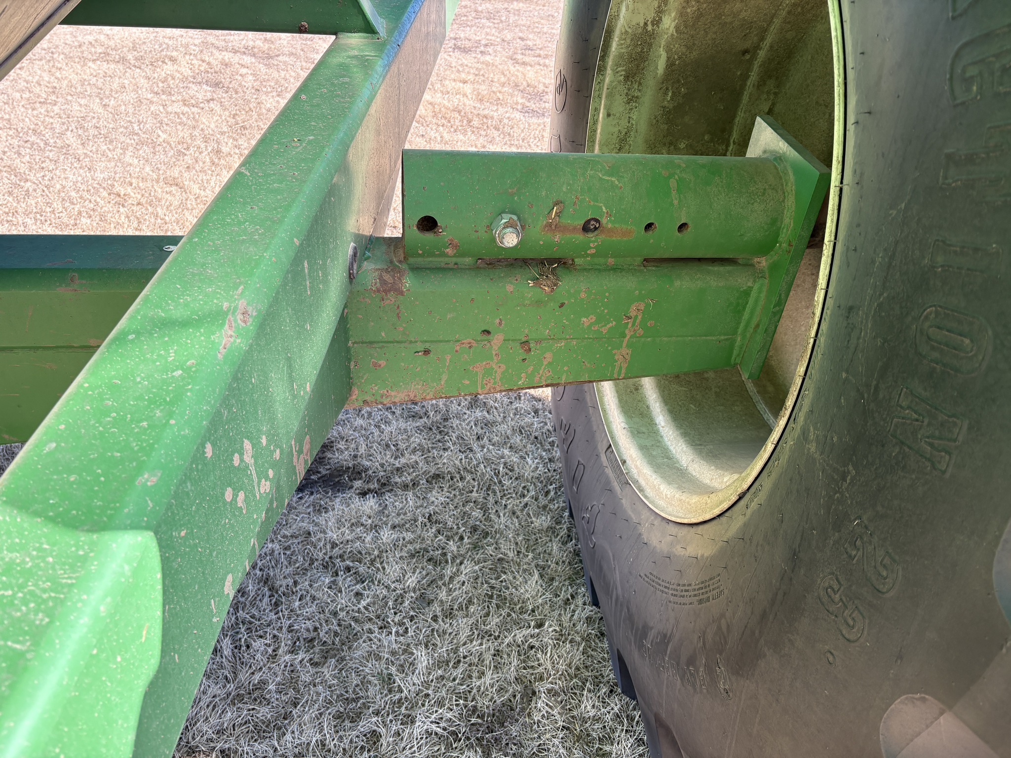 2010 J&M 875 Image 9