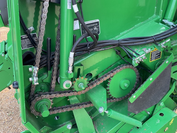 Used 2025 John Deere 561M Round Balers at Horizon Ag & Turf in Westlock, AB - Photo12