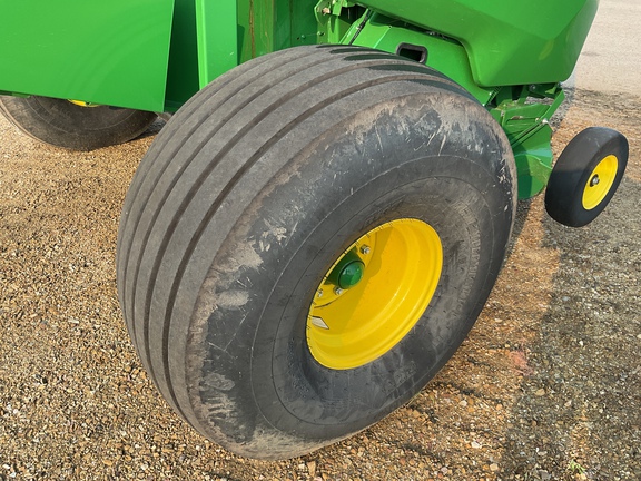Used 2025 John Deere 561M Round Balers at Horizon Ag & Turf in Westlock, AB - Photo18
