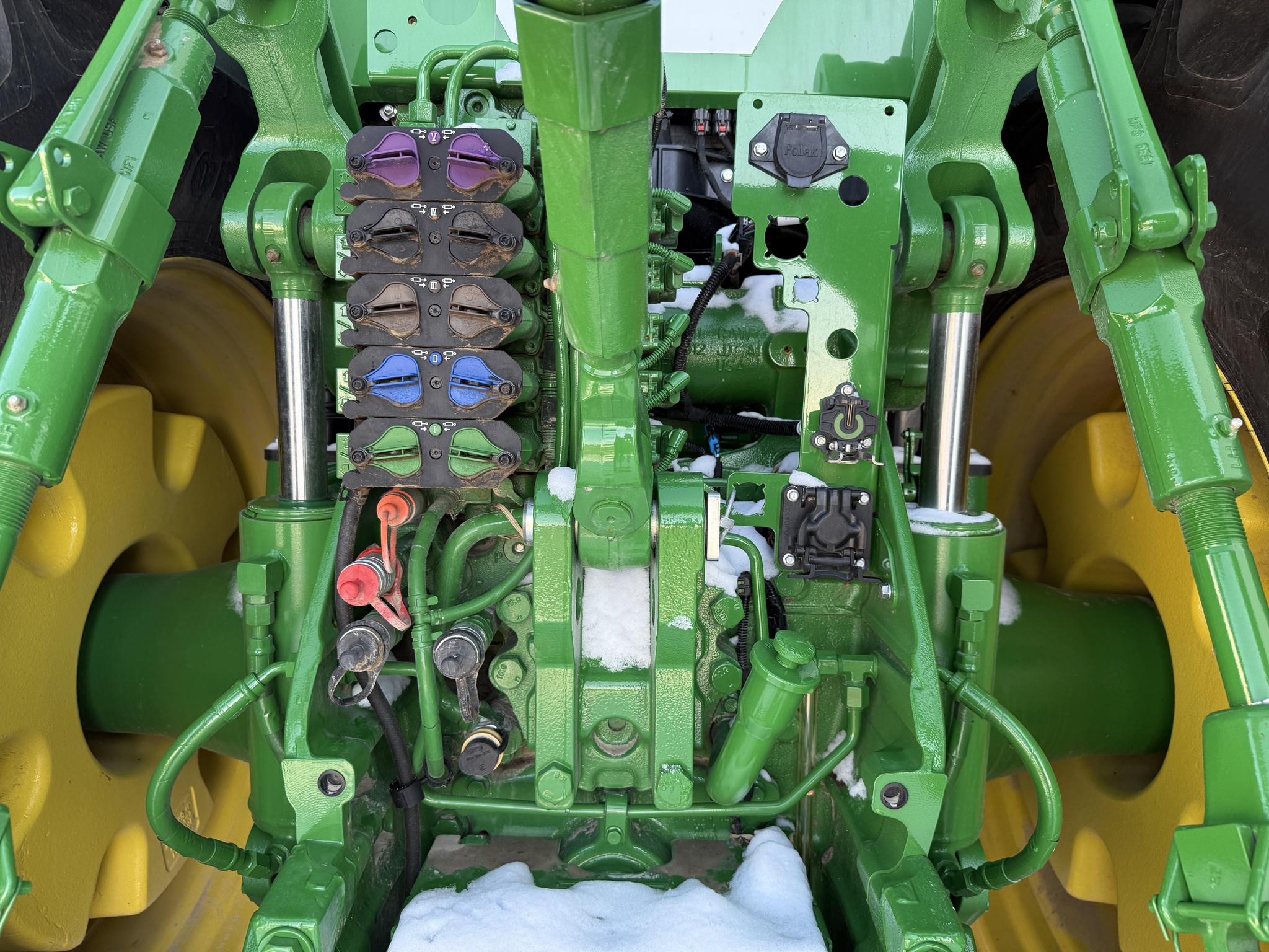  2025 John Deere 8R 340 at Heritage Tractor in Nevada, MO
