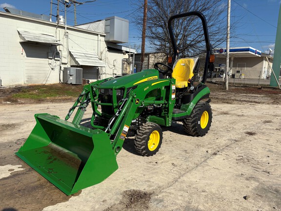 2025 John Deere 1025R Photo 1