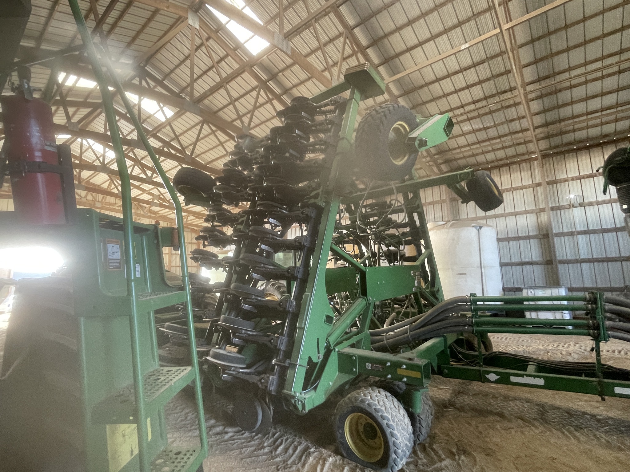 2012 John Deere 1890 Image 24