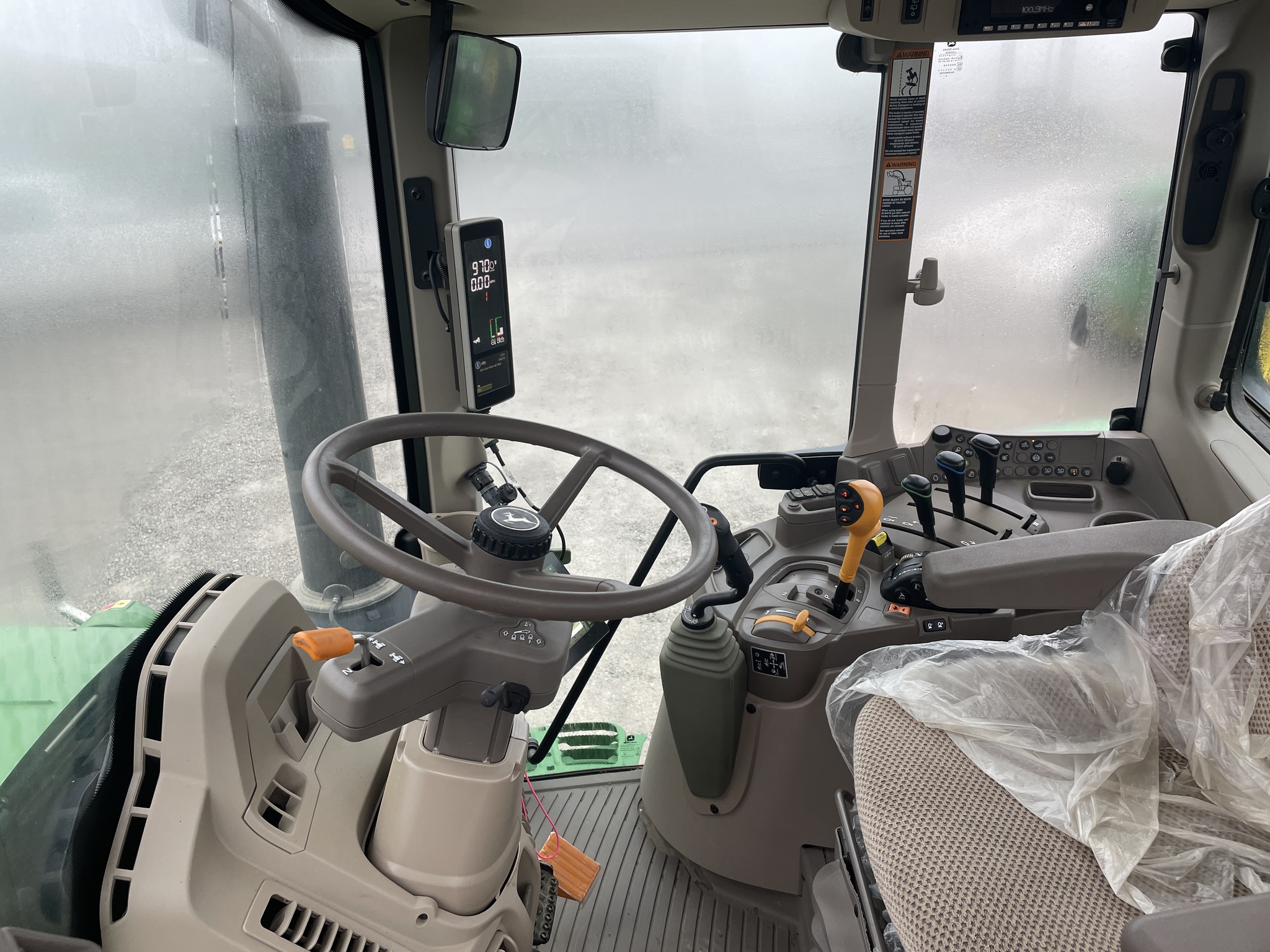 2023 John Deere 6155M Image 17