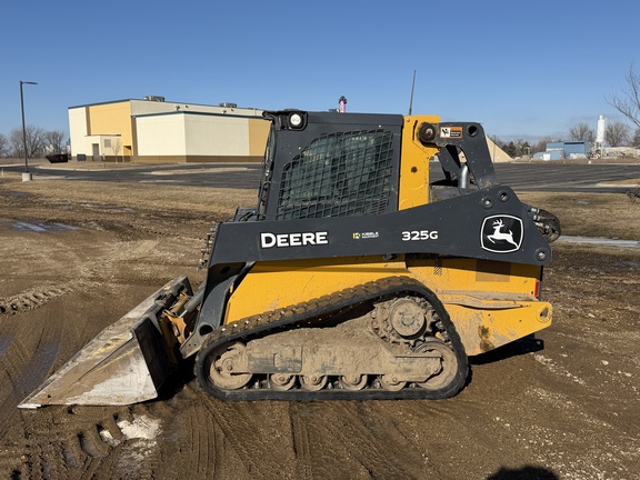 2023 John Deere 325G - Photo6