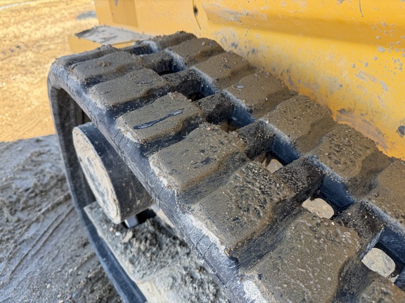 2023 John Deere 325G - Photo9