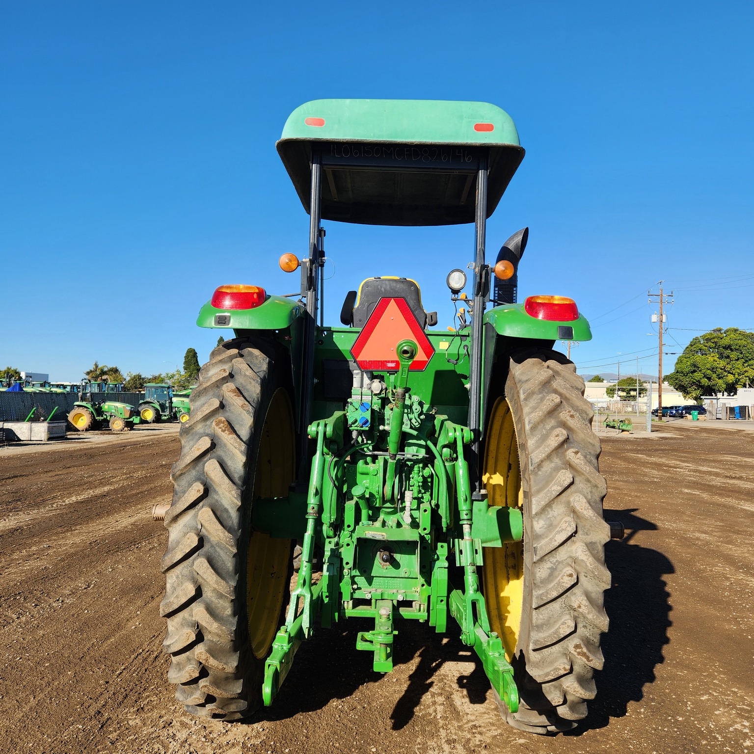 2015 John Deere 6150M Image 4