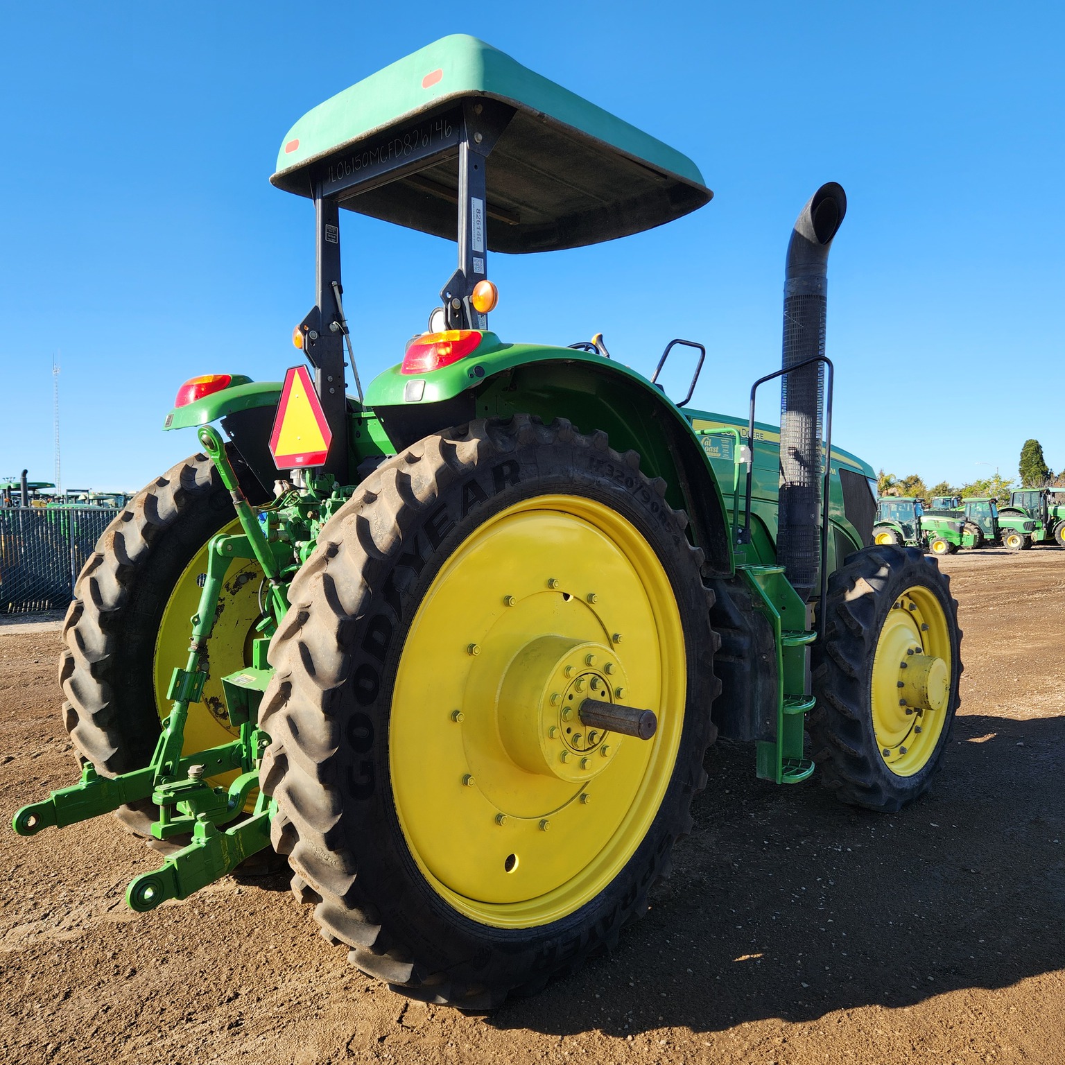 2015 John Deere 6150M Image 5