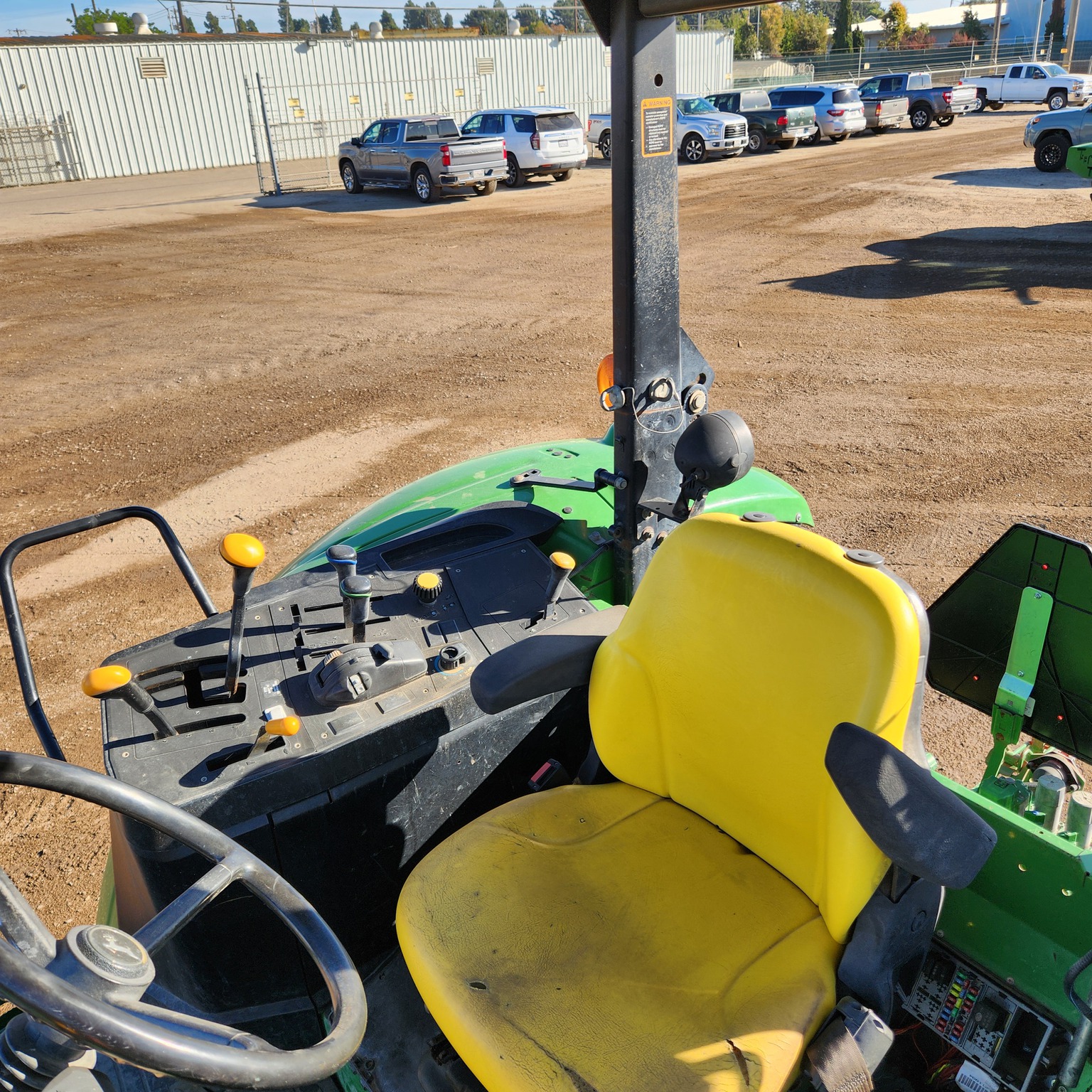 2015 John Deere 6150M Image 11