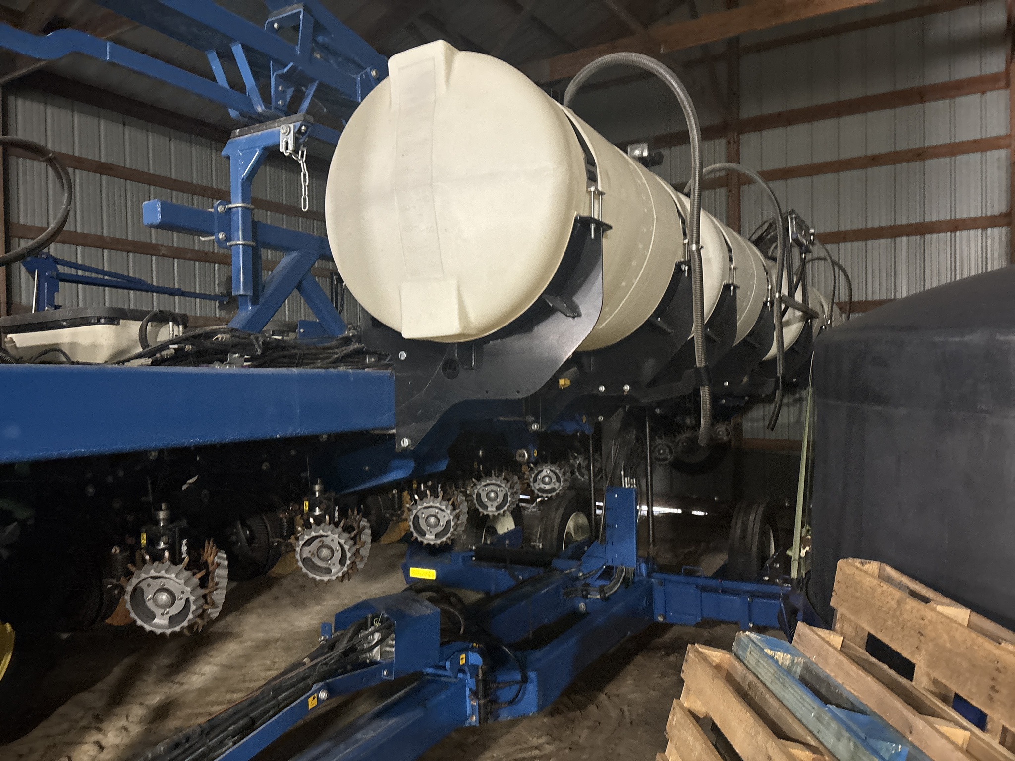 Used 2021 Kinze 3605 Planters: Drawn at Koenig Equipment in Oxford, OH - PhotoXL1