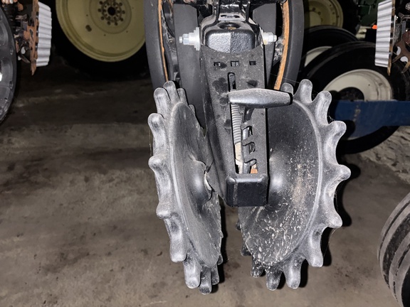 Used 2021 Kinze 3605 Planters: Drawn at Koenig Equipment in Oxford, OH - Photo8