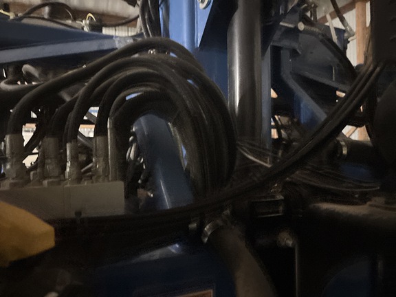 Used 2021 Kinze 3605 Planters: Drawn at Koenig Equipment in Oxford, OH - Photo22