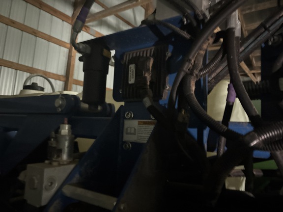 Used 2021 Kinze 3605 Planters: Drawn at Koenig Equipment in Oxford, OH - Photo30