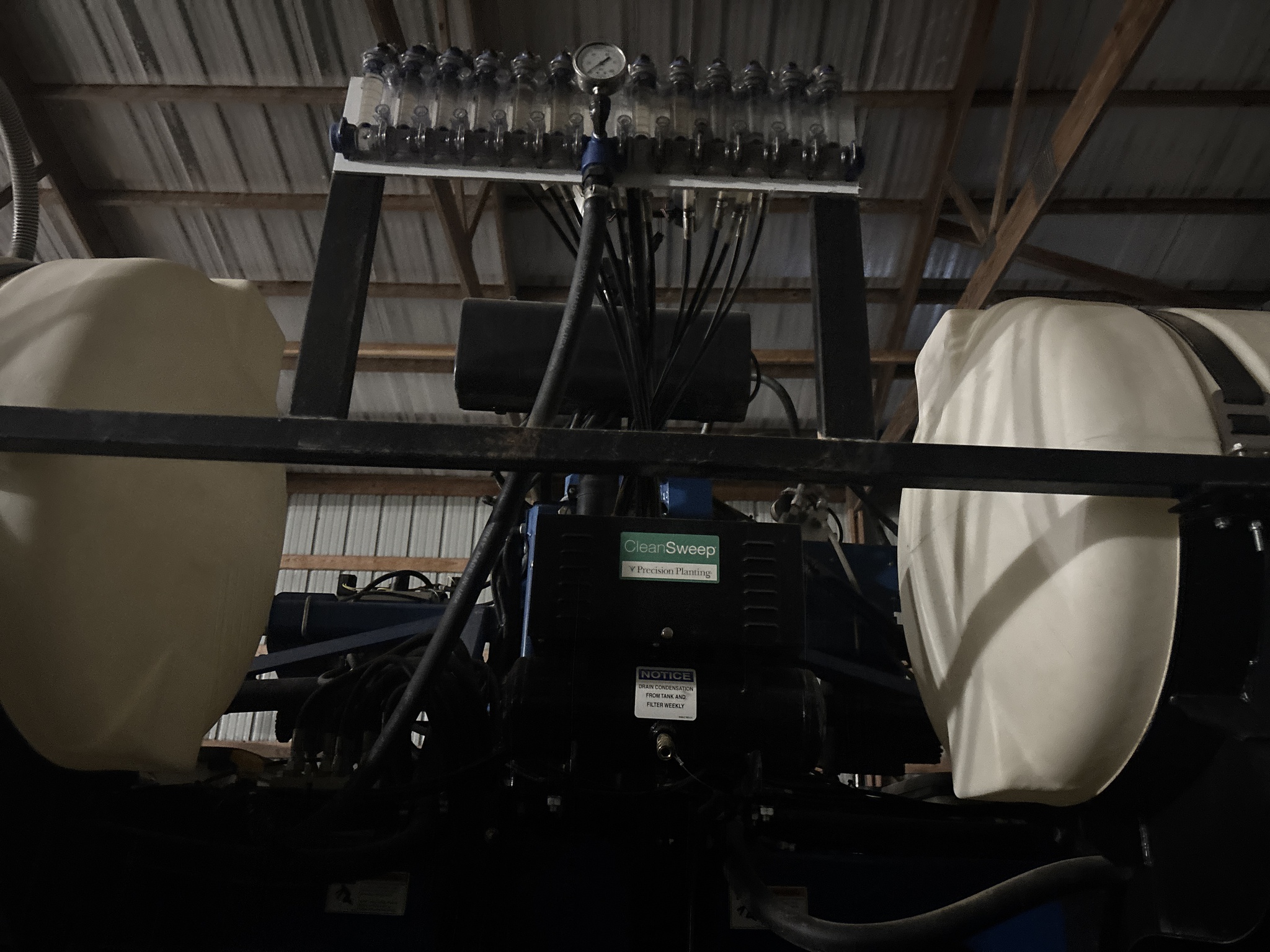 Used 2021 Kinze 3605 Planters: Drawn at Koenig Equipment in Oxford, OH - PhotoXL36