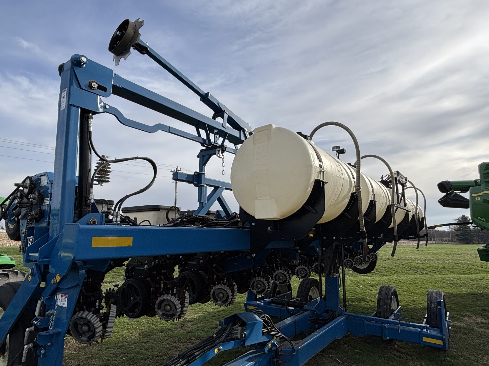 Used 2021 Kinze 3605 Planters: Drawn at Koenig Equipment in Oxford, OH - PhotoXL22