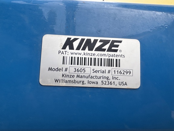Used 2021 Kinze 3605 Planters: Drawn at Koenig Equipment in Oxford, OH - Photo26