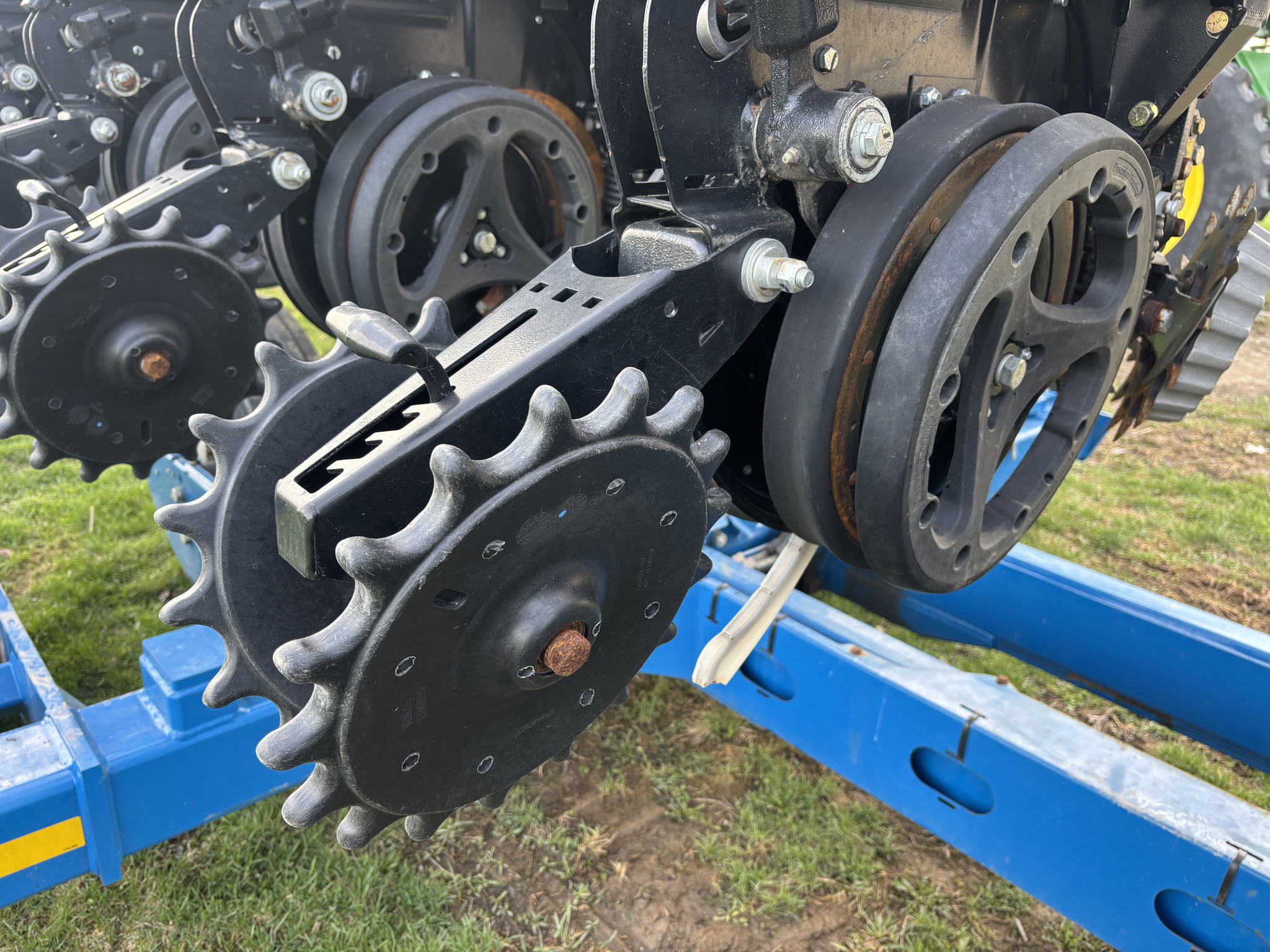 Used 2021 Kinze 3605 Planters: Drawn at Koenig Equipment in Oxford, OH - PhotoXL12