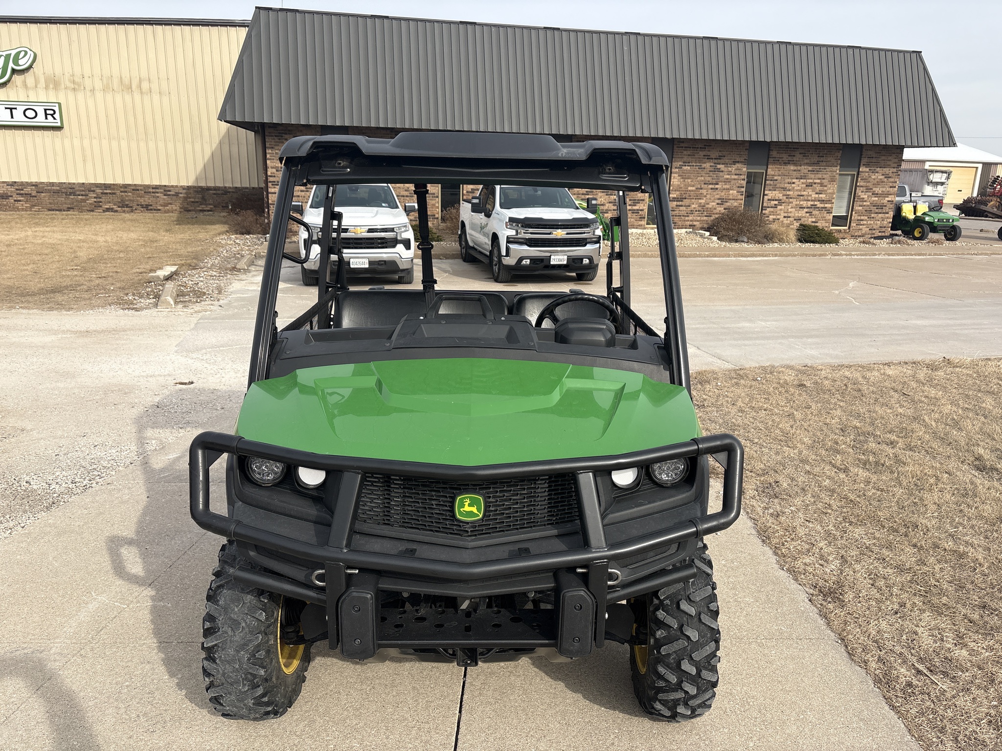  2023 John Deere XUV 835M at Heritage Tractor in Geneseo, IL