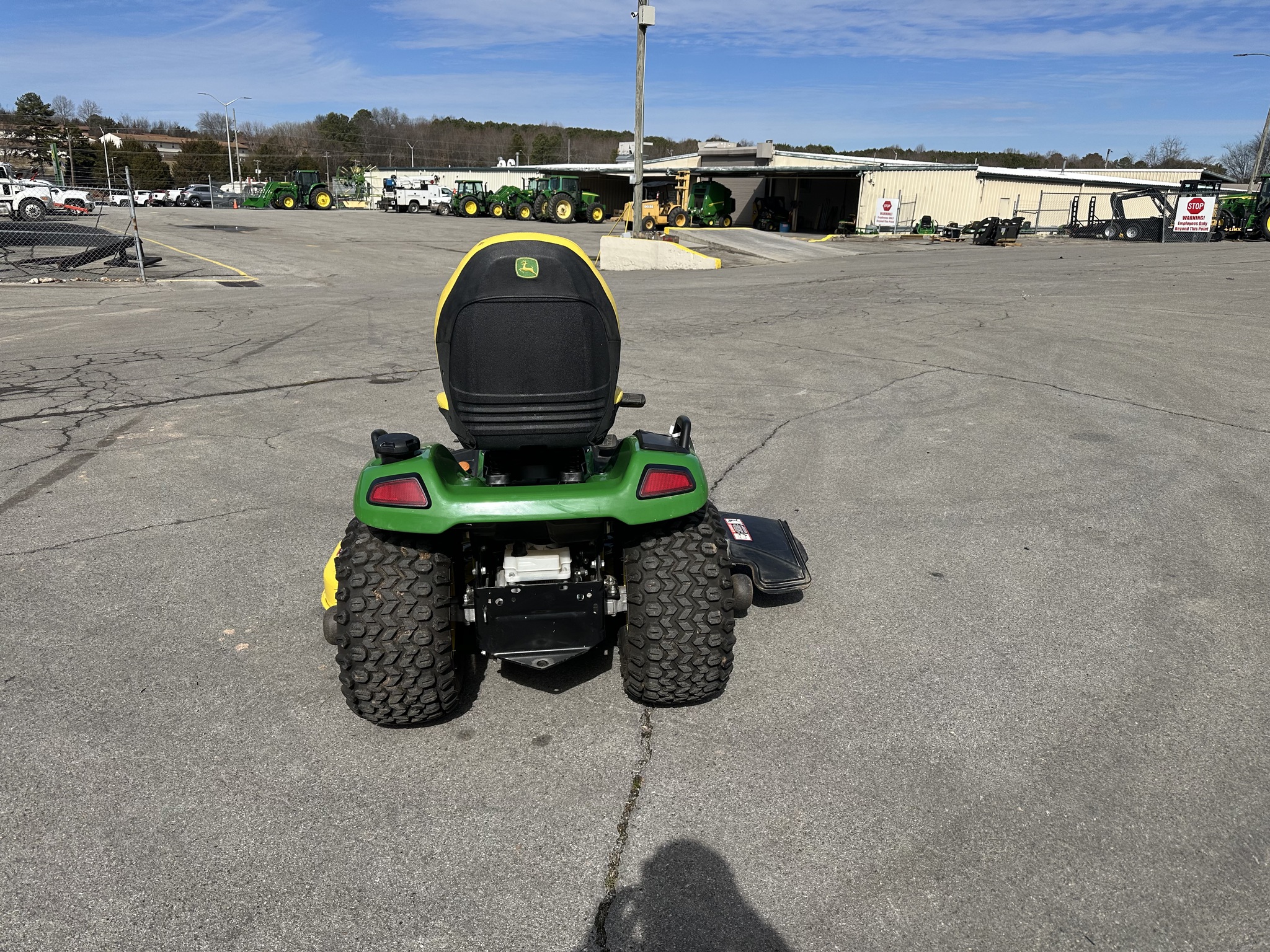 2021 John Deere X590 Image 5
